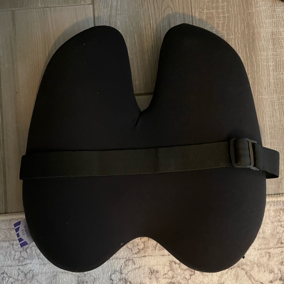 Lumbar support pillow - Picture 3 of 4